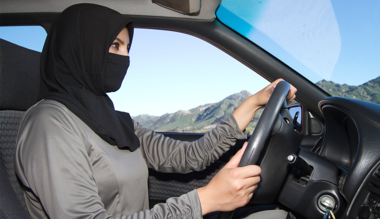 استبدال رخصة قيادة للنساء